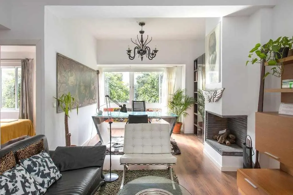 Lujoso Apartamento Con Patio En Triana Sevilla 0*, Seville Spain