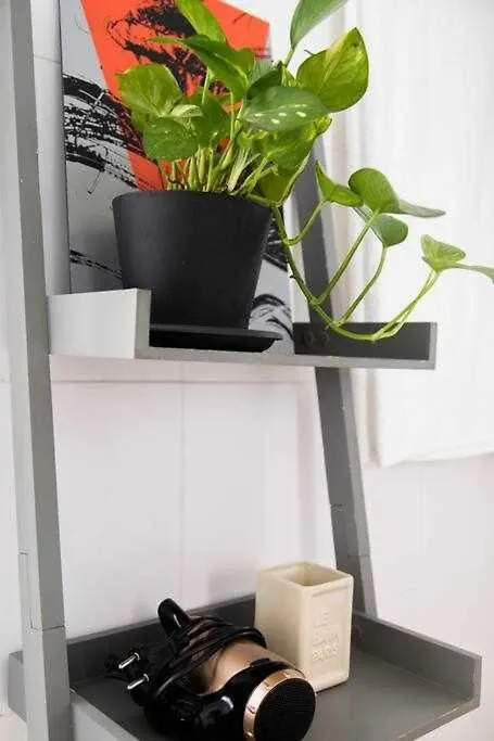 Lujoso Apartamento Con Patio En Triana Sevilla Seville