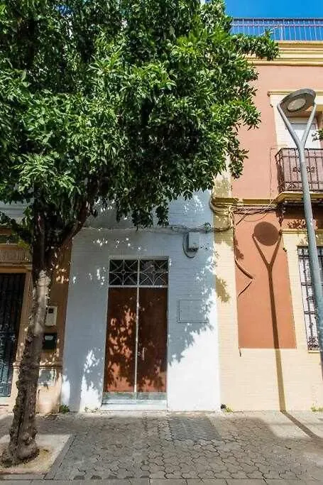Lujoso Apartamento Con Patio En Triana Sevilla 0*, Seville