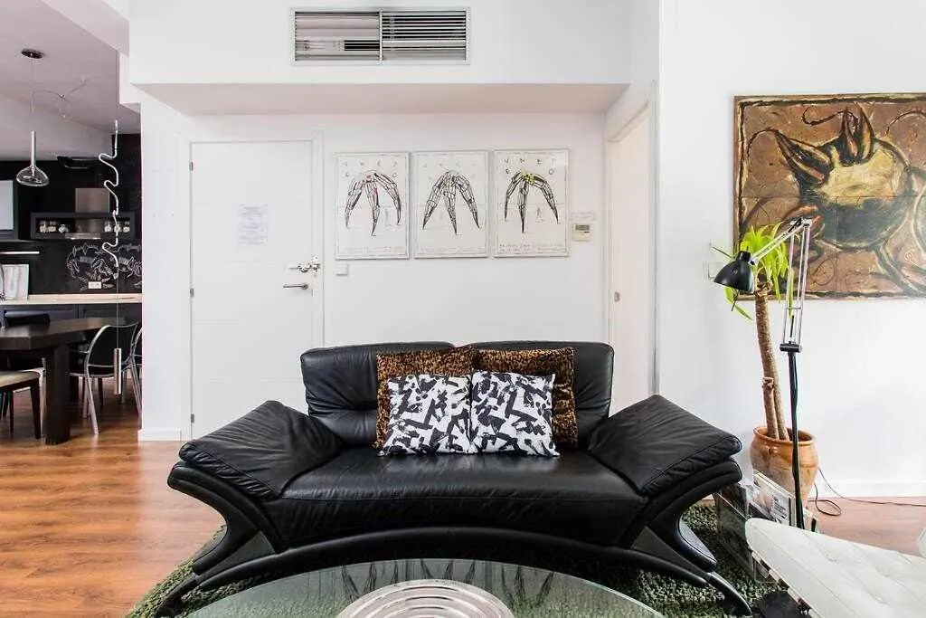 Lujoso Apartamento Con Patio En Triana Sevilla Spain