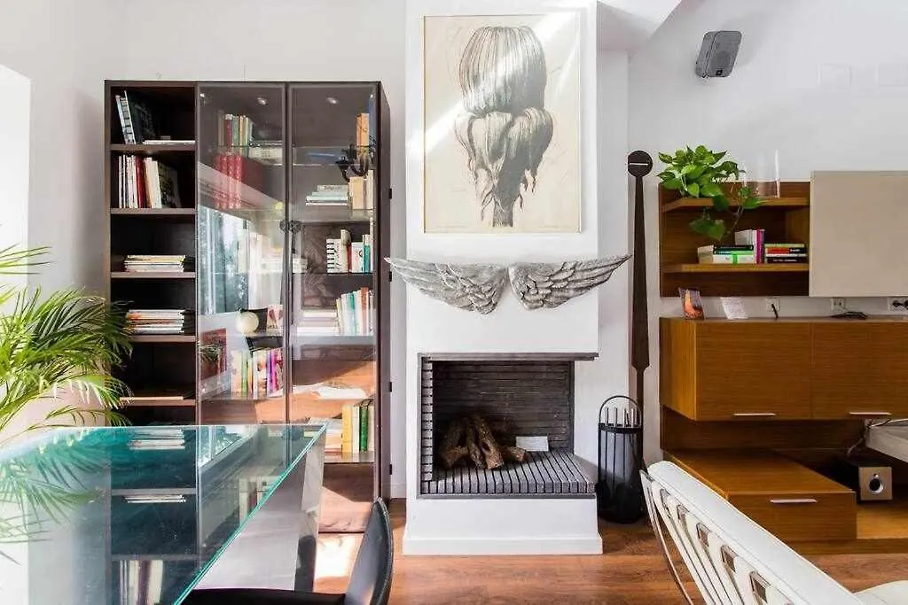 Lujoso Apartamento Con Patio En Triana Sevilla Seville